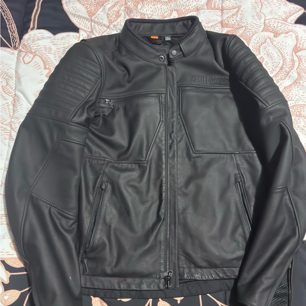 Harley-Davidson Men's Black Leather Bomber Jacket